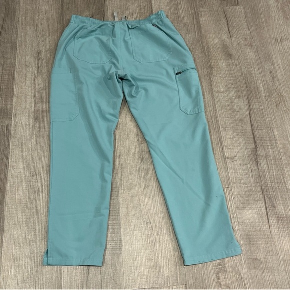 Figs Blue Cargo Pants Relaxed Fit. Sz M - Picture 3 of 5